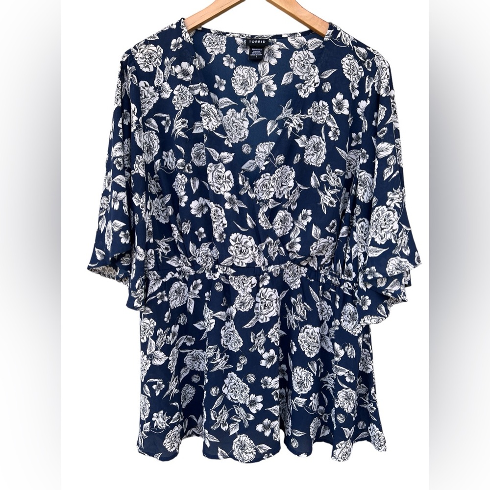 Torrid Navy and White Floral Tunic